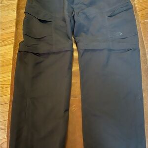 The North Face Black Men's Cargo Pants with Utility Pockets